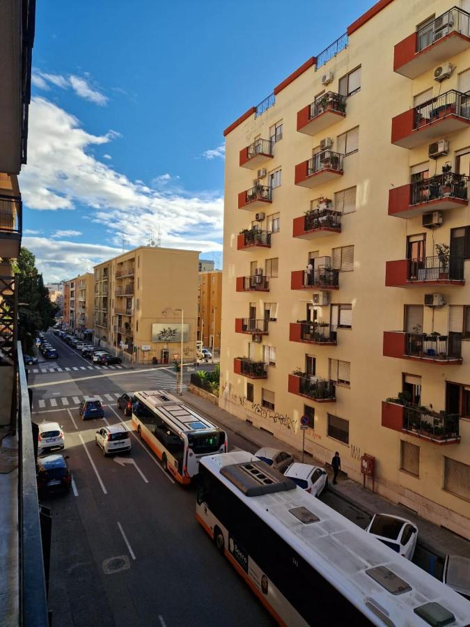 Apartamento La Casa Di Angelica Cagliari Exterior foto