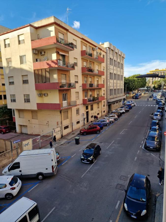 Apartamento La Casa Di Angelica Cagliari Exterior foto